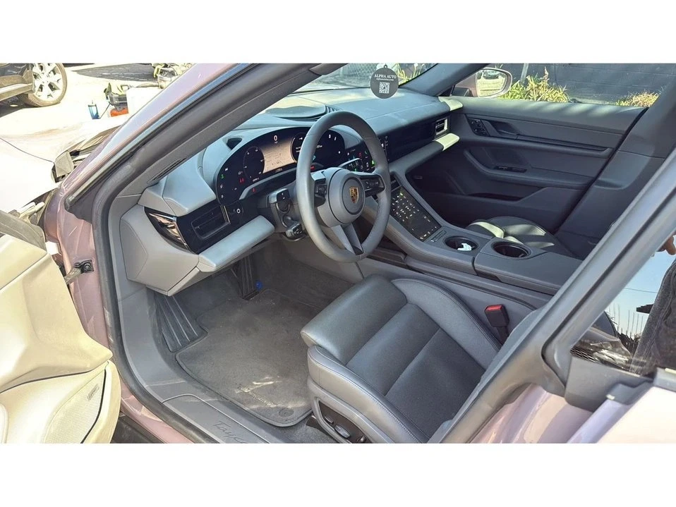 2021 Porsche Taycan - Image 4 of 5