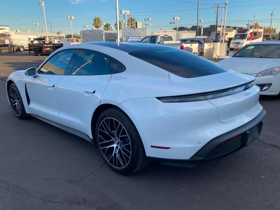 2021 Porsche Taycan - Image 5 of 18