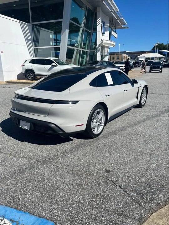 2021 Porsche Taycan - Image 5 of 11