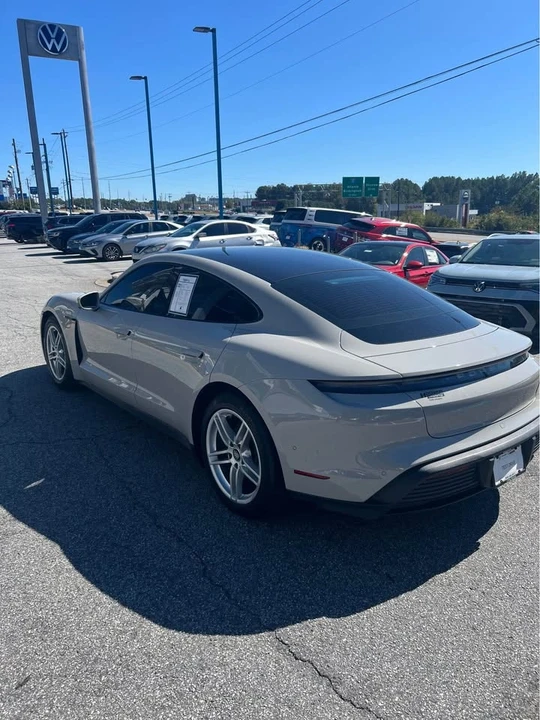 2021 Porsche Taycan - Image 3 of 11