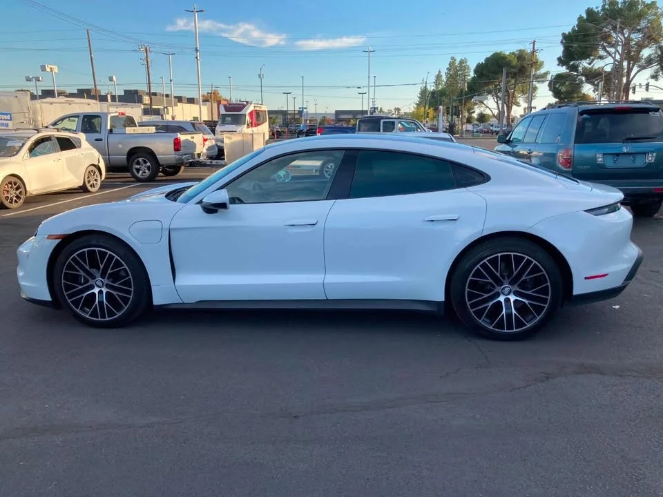 2021 Porsche Taycan - Image 18 of 18