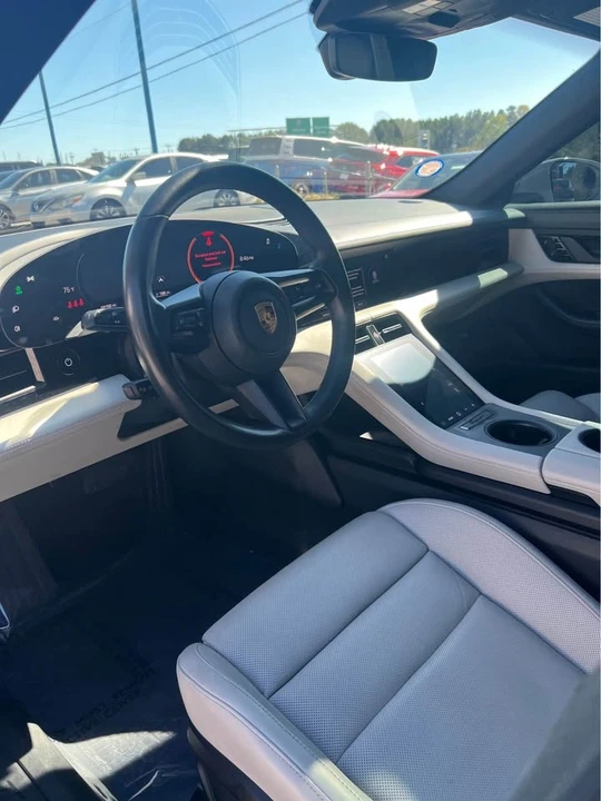 2021 Porsche Taycan - Image 6 of 11