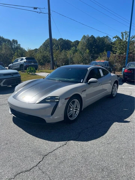 2021 Porsche Taycan - Image 2 of 11