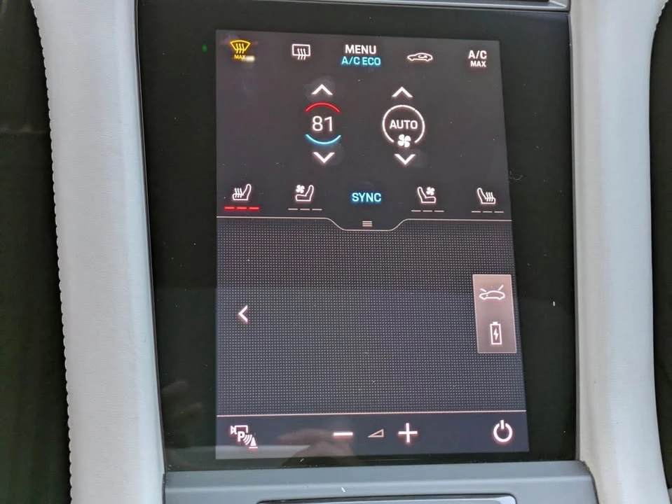 2021 Porsche Taycan - Image 12 of 18