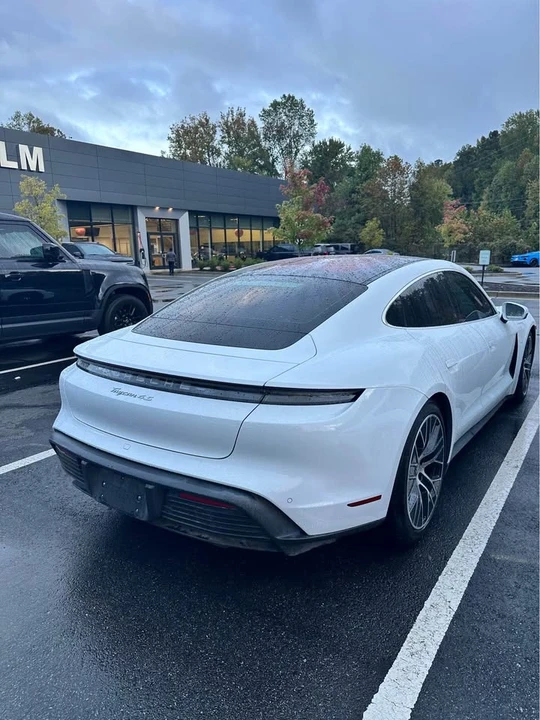 2021 Porsche Taycan 4S - Image 4 of 7