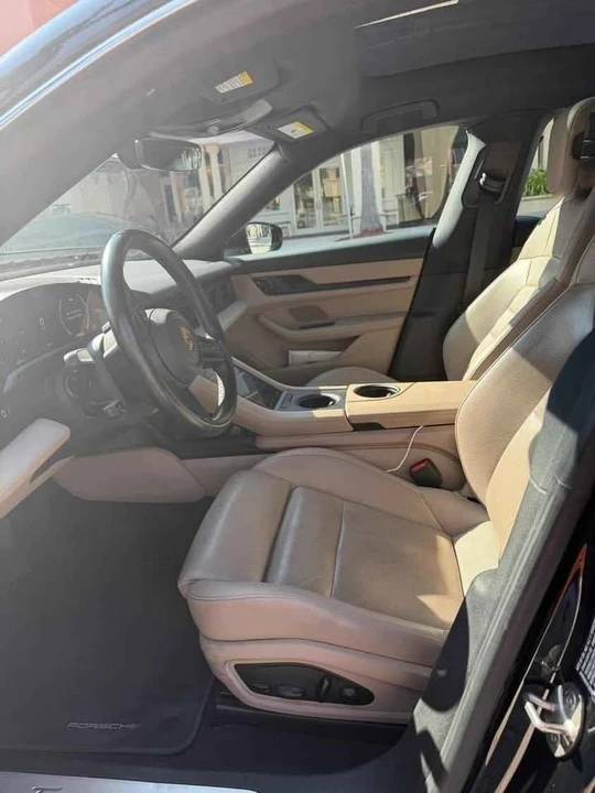 2021 Porsche Taycan 4S - Image 4 of 5