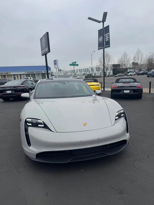 2021 Porsche Taycan 4S - Image 3 of 15