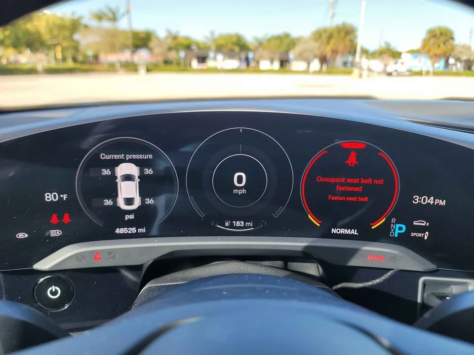 2021 Porsche Taycan 4S - Image 15 of 16