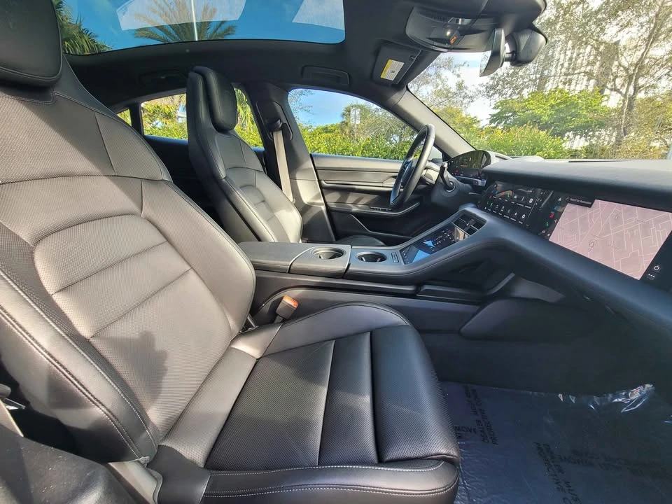2021 Porsche Taycan 4S - Image 10 of 16