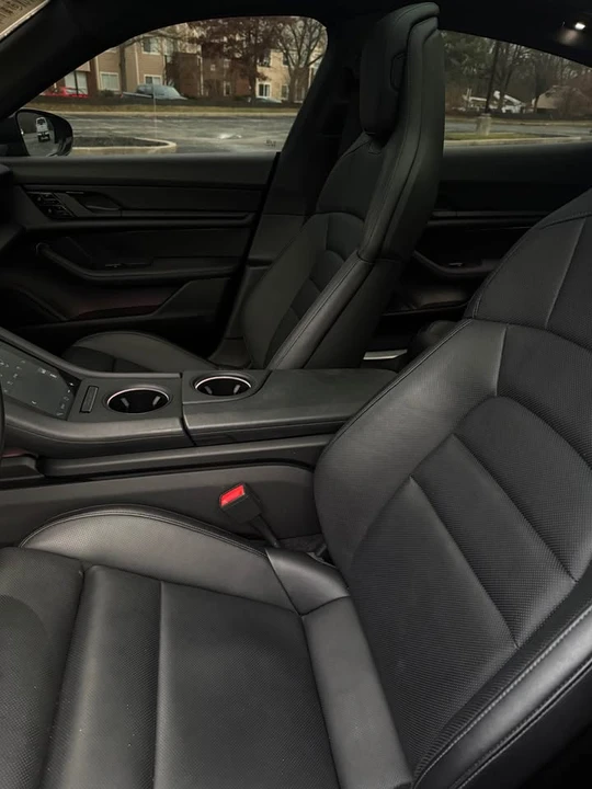 2021 Porsche Taycan 4S - Image 6 of 7