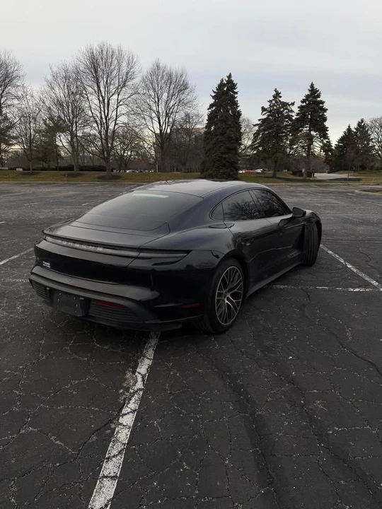 2021 Porsche Taycan 4S - Image 3 of 7