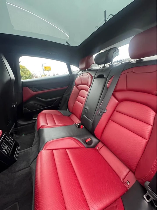 2021 Porsche Taycan 4S - Image 9 of 15