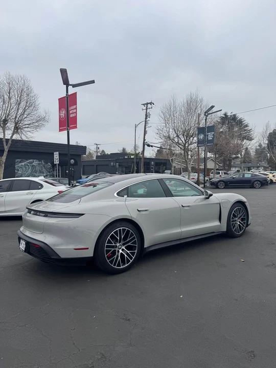 2021 Porsche Taycan 4S - Image 6 of 15