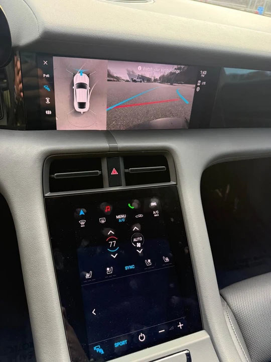 2021 Porsche Taycan 4S - Image 6 of 11