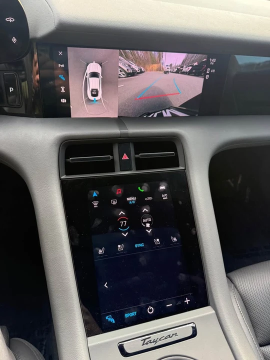 2021 Porsche Taycan 4S - Image 7 of 11