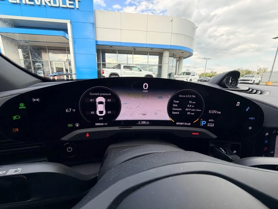 2021 Porsche Taycan 4S - Image 13 of 17