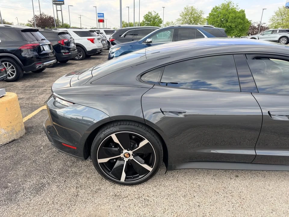 2021 Porsche Taycan 4S - Image 6 of 17