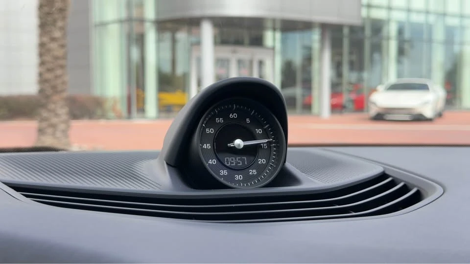 2021 Porsche Taycan 4S - Image 15 of 20
