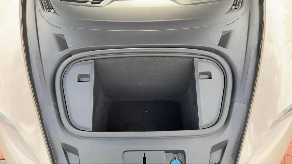 2021 Porsche Taycan 4S - Image 18 of 20