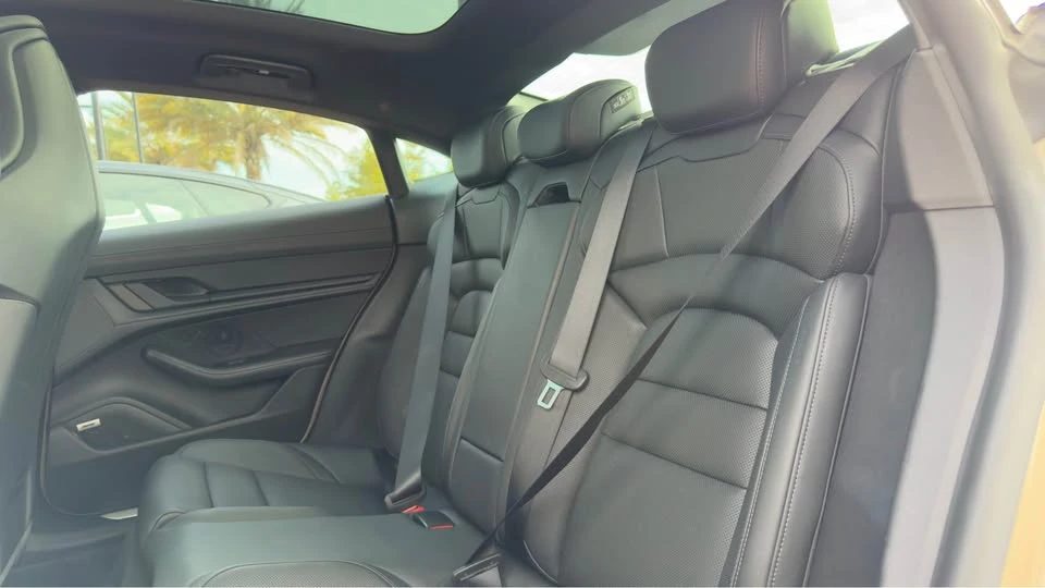 2021 Porsche Taycan 4S - Image 17 of 20