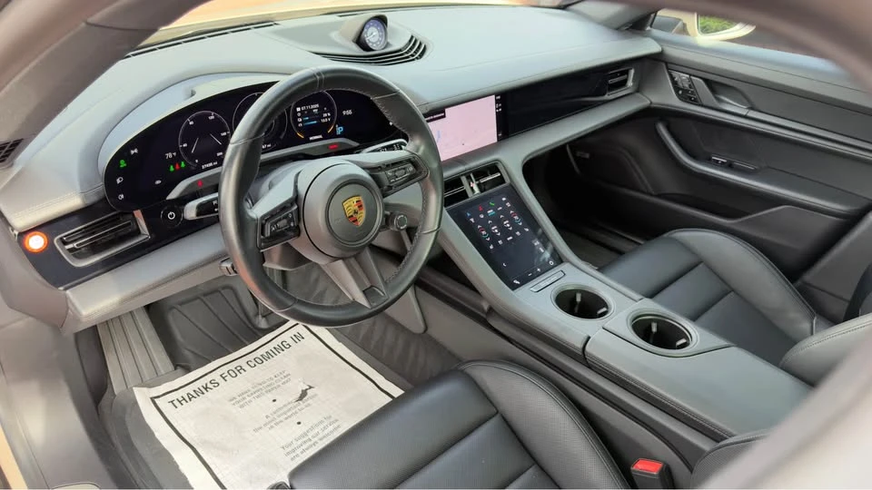 2021 Porsche Taycan 4S - Image 9 of 20