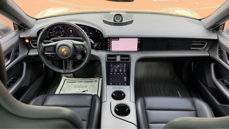 2021 Porsche Taycan 4S - Image 10 of 20