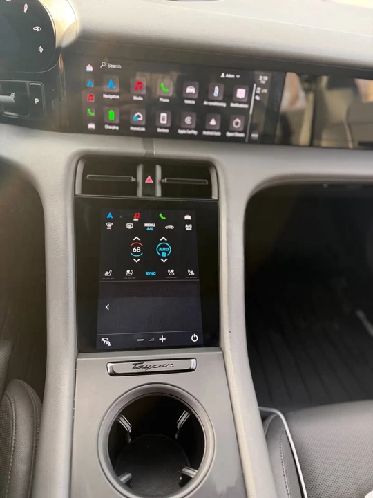 2021 Porsche Taycan 4S - Image 11 of 12