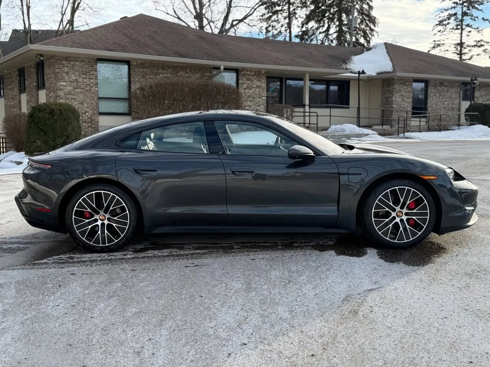 2021 Porsche Taycan 4S - Image 8 of 12