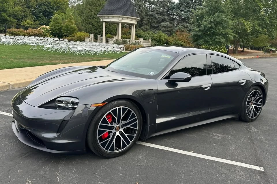 2021 Porsche Taycan 4S - Image 2 of 3