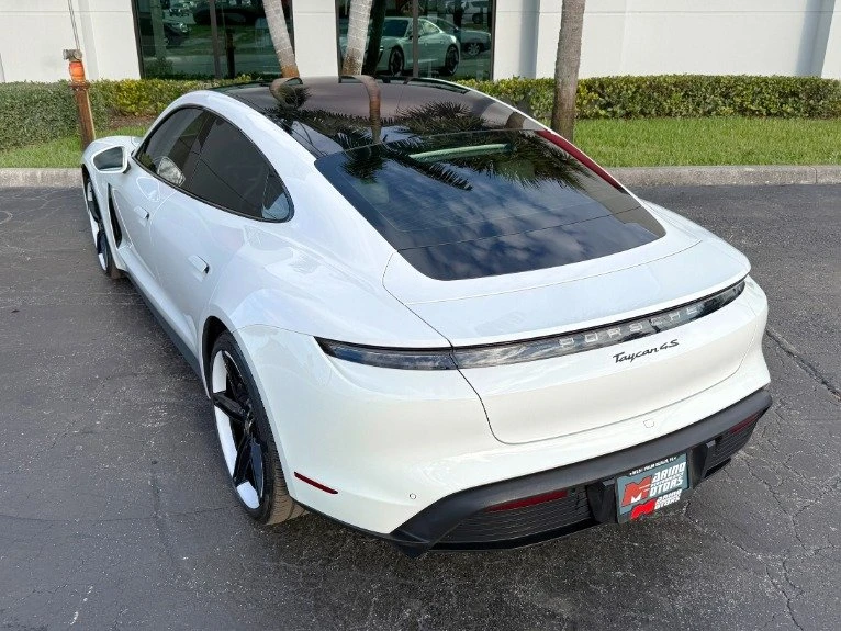 2021 Porsche Taycan 4S - Image 7 of 17