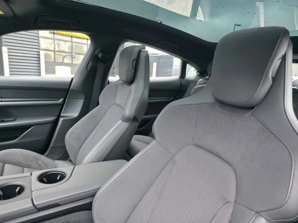 2021 Porsche Taycan 4S - Image 9 of 13