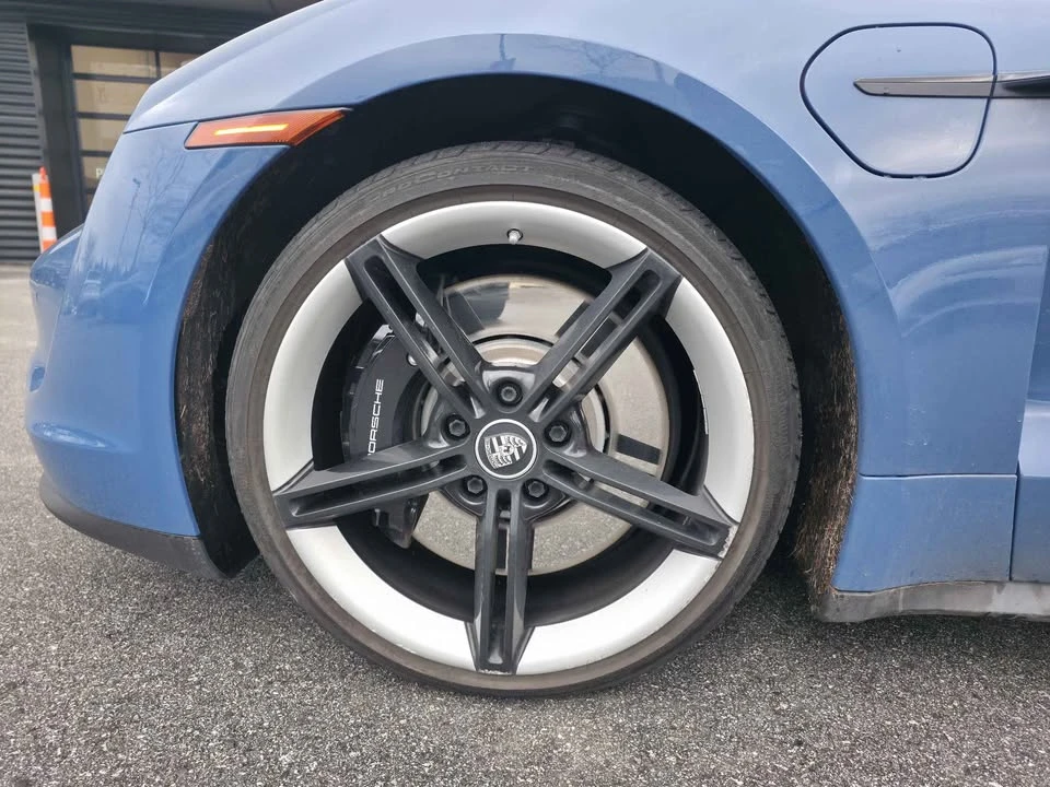 2021 Porsche Taycan 4S - Image 7 of 13