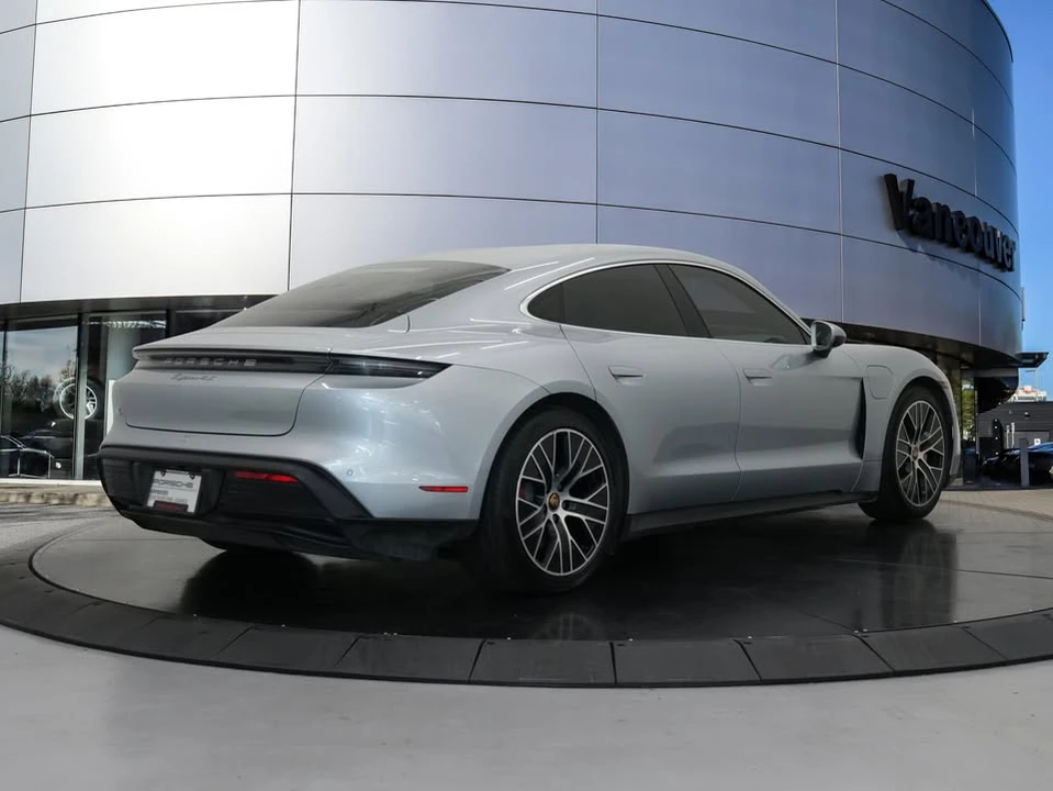 2021 Porsche Taycan 4S - Image 16 of 20