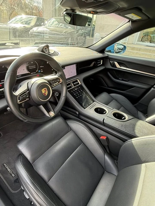 2021 Porsche Taycan 4S - Image 4 of 6