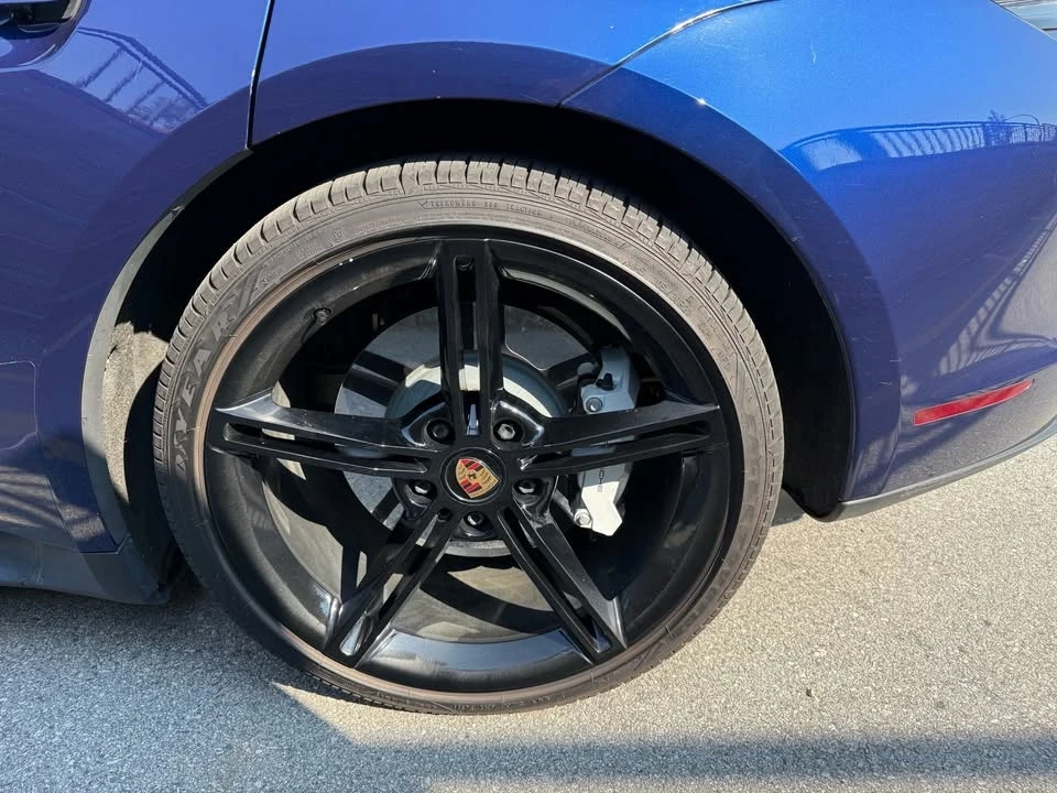 2021 Porsche Taycan 4S - Image 7 of 14