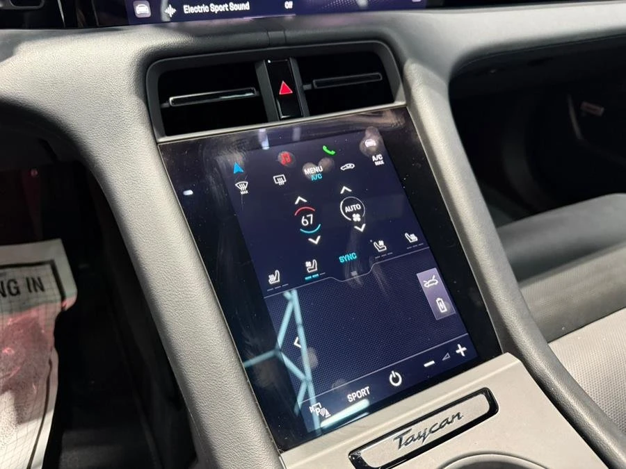 2021 Porsche Taycan 4S - Image 15 of 20