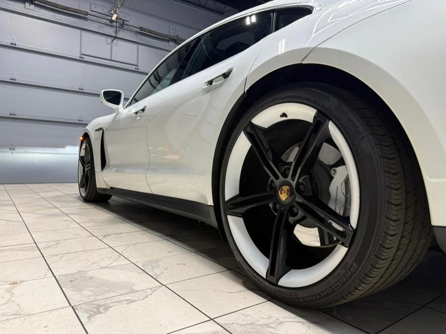 2021 Porsche Taycan 4S - Image 10 of 20