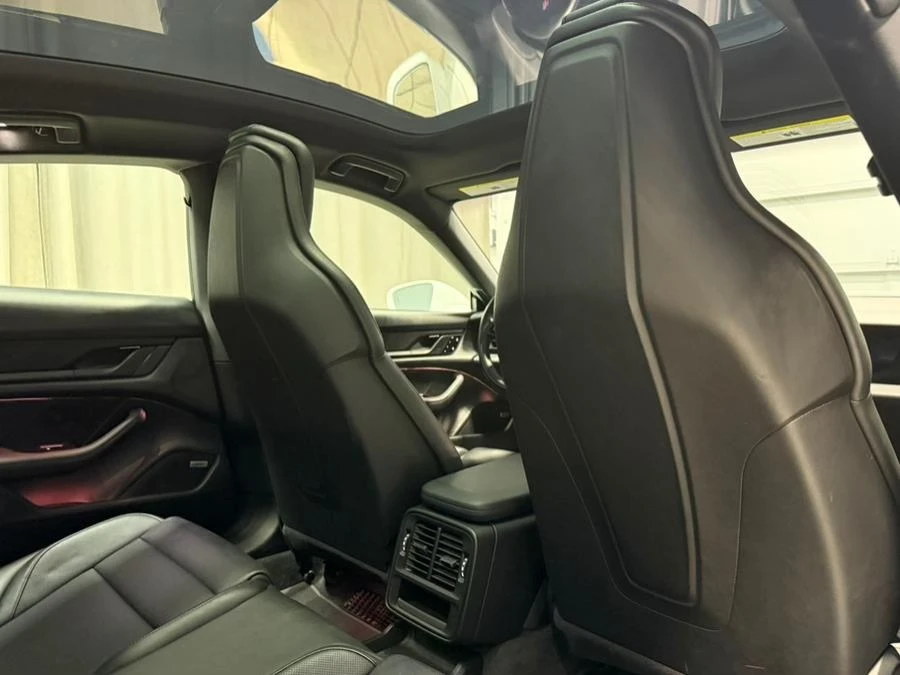 2021 Porsche Taycan 4S - Image 14 of 20