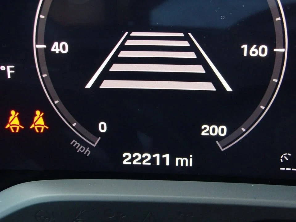 2021 Porsche Taycan 4S - Image 13 of 20