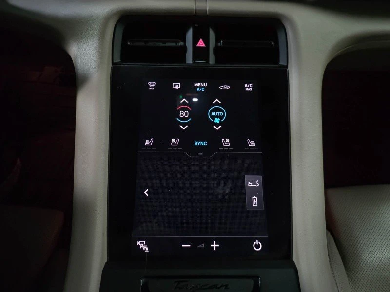 2021 Porsche Taycan 4S - Image 18 of 18
