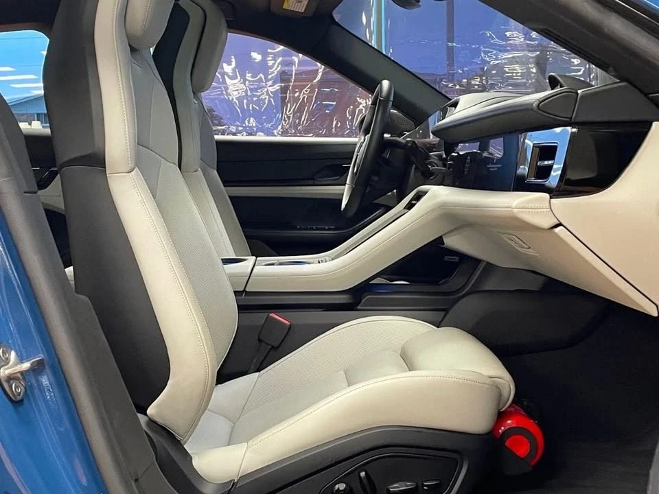 2021 Porsche Taycan 4S - Image 11 of 18
