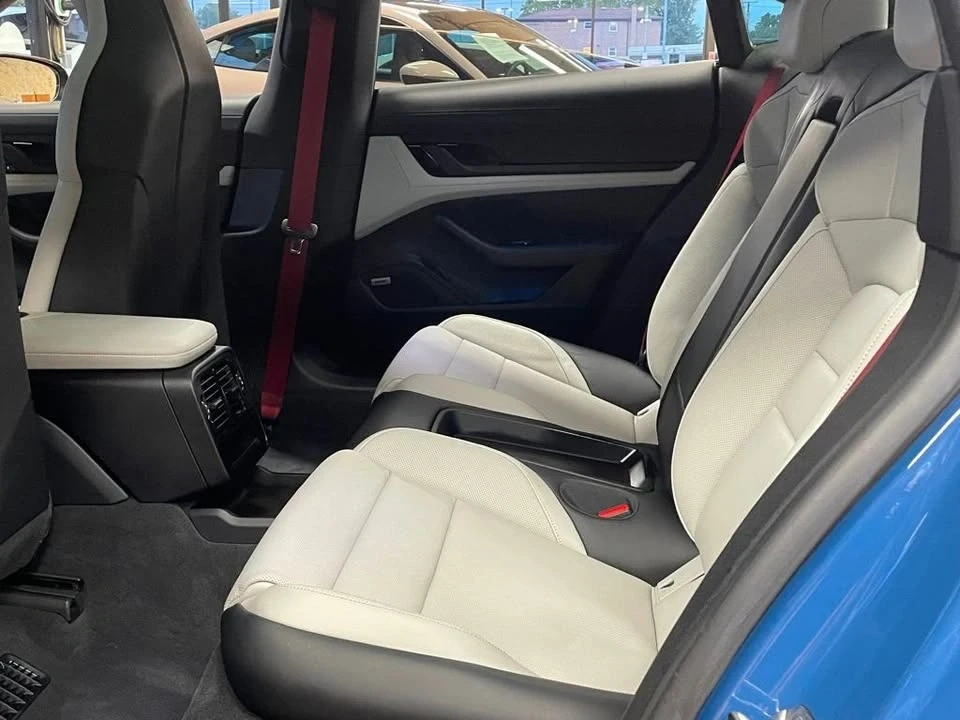 2021 Porsche Taycan 4S - Image 8 of 18