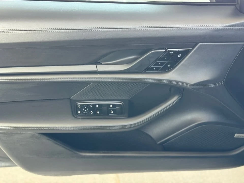 2021 Porsche Taycan 4S - Image 6 of 18