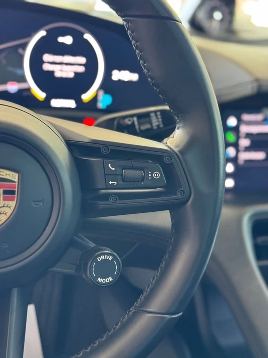 2021 Porsche Taycan 4S - Image 12 of 18