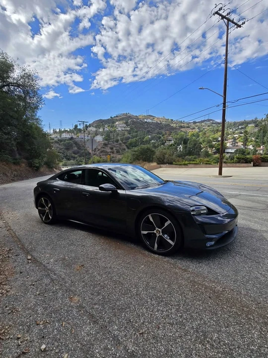 2021 Porsche Taycan - Image 3 of 11