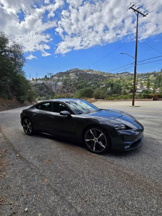 2021 Porsche Taycan - Image 3 of 11