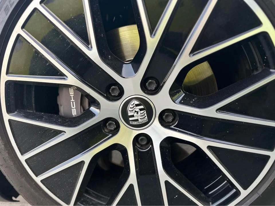 2021 Porsche Taycan - Image 17 of 19