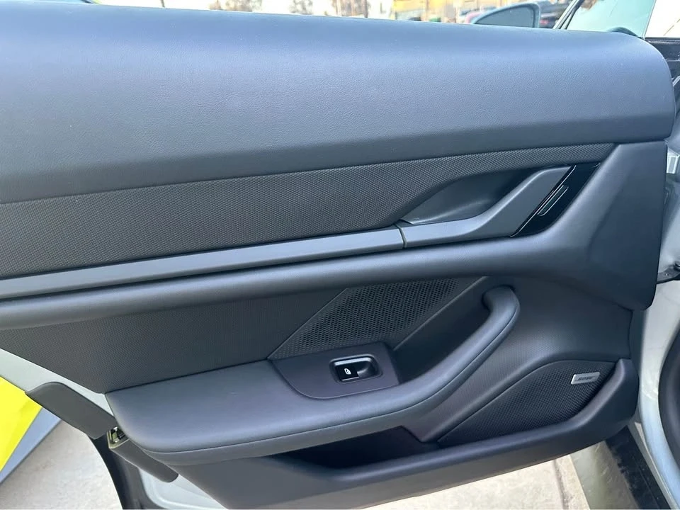 2021 Porsche Taycan - Image 8 of 19