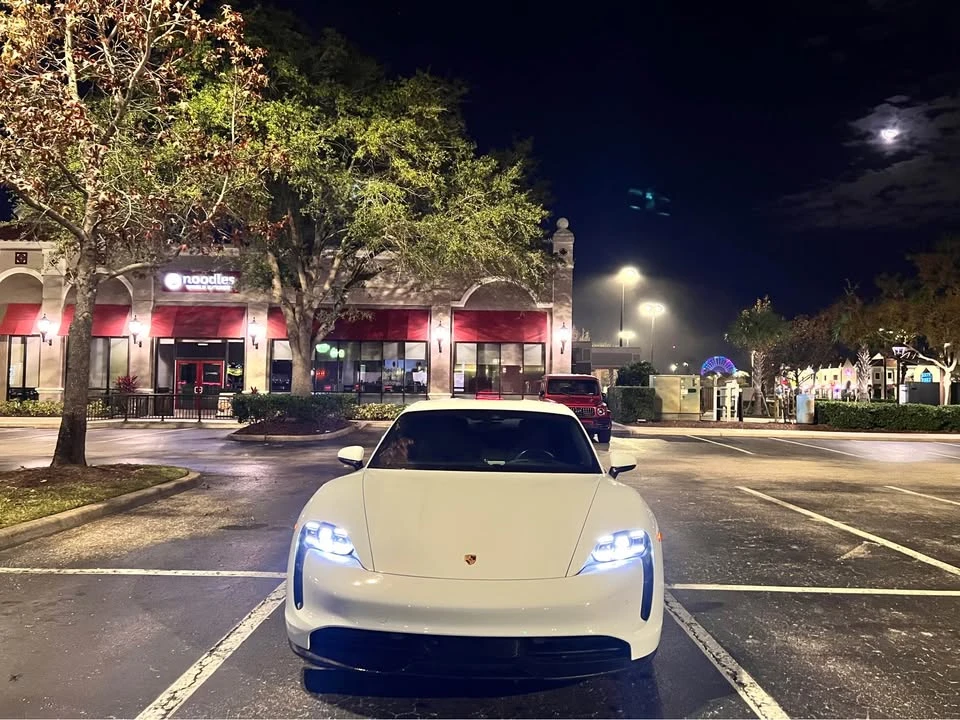 2021 Porsche Taycan - Image 5 of 6