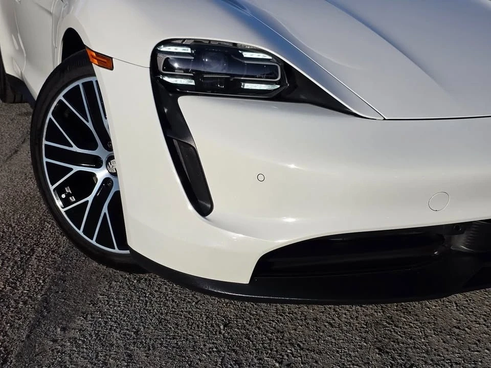2021 Porsche Taycan - Image 3 of 19